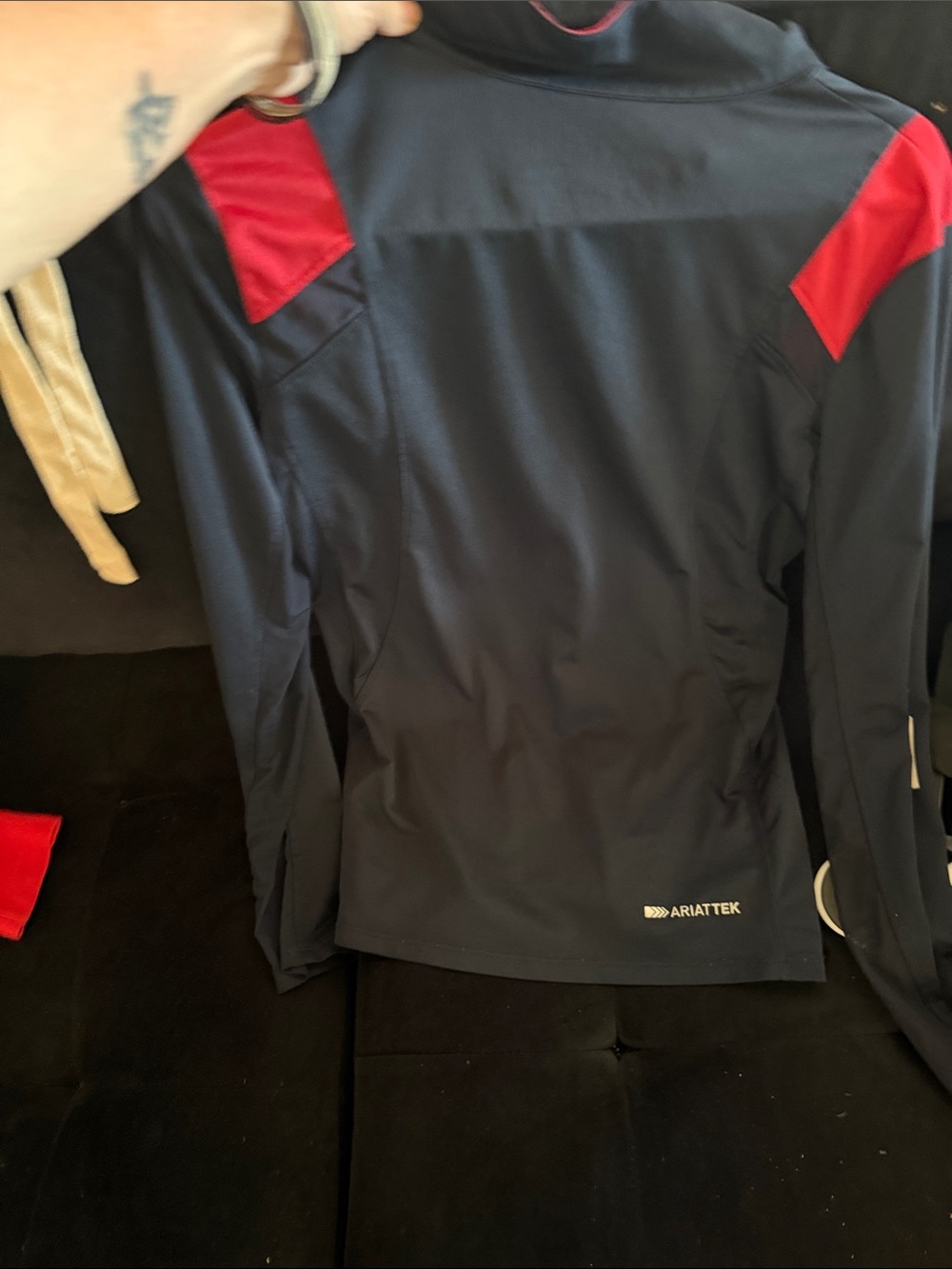 Ariat Black and Red Quarter-Zip Athletic Pullover heat series - Picture 4 of 4